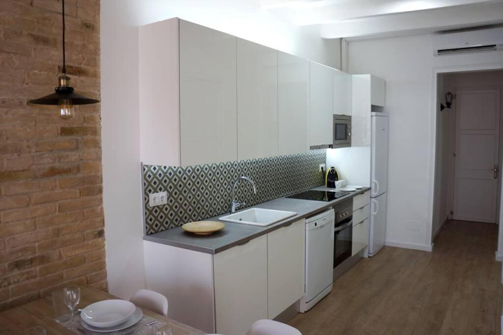 Barcelona Industrial Style Apartment ロスピタレート・デ・リョブレガート エクステリア 写真